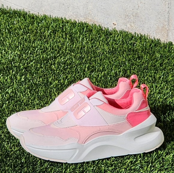 UGG Women's La Flex Gradient Logo Chunky Pink Platform Sneakers Size 7 - Picture 3 of 7